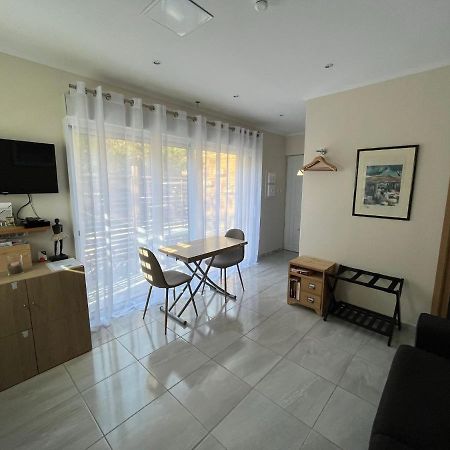 Appartement Au Calme Dans Un Espace Arbore Tourrettes-sur-Loup Buitenkant foto