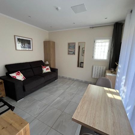Appartement Au Calme Dans Un Espace Arbore Tourrettes-sur-Loup Buitenkant foto