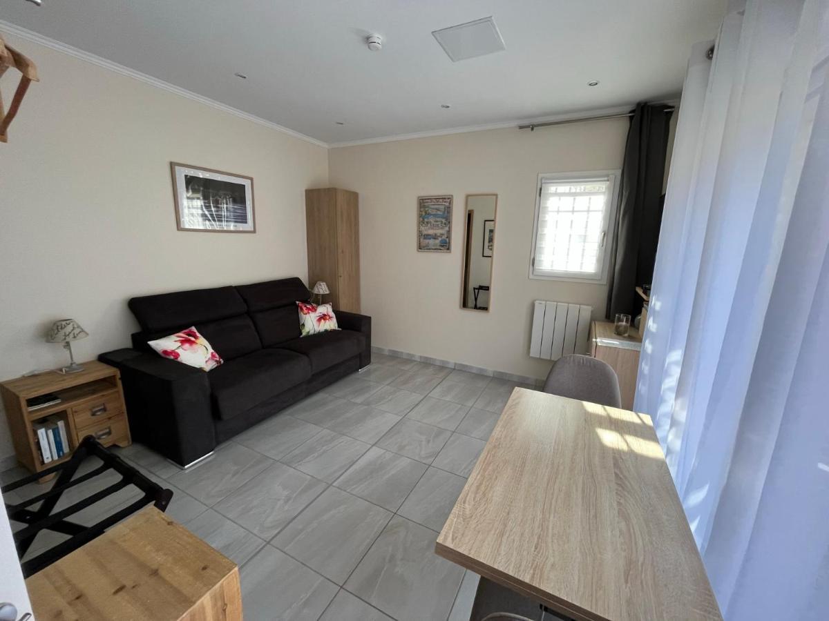 Appartement Au Calme Dans Un Espace Arbore Tourrettes-sur-Loup Buitenkant foto